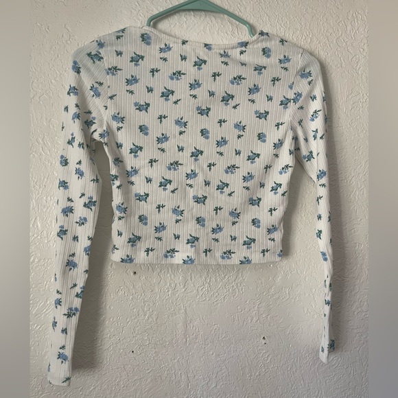 Pretty Cardigan from Princess Polly. Size 0. - Picture 2 of 5